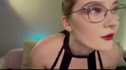 Snapshot of milliedoll chatting on 9, 7, 2026 Millie online show from 9, 7, 2026