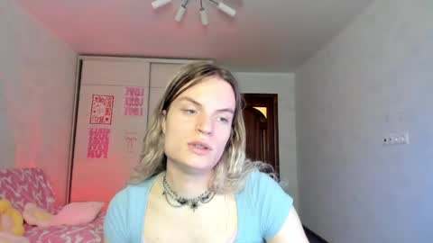 Snapshot of millikira006 chatting on 27, 5, 2026 mili-kira online show from 27, 5, 2026