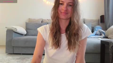 Snapshot of milly_browski chatting on 10, 10, 2025 milly_browski online show from 10, 10, 2025