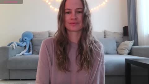 Snapshot of milly_browski chatting on 16, 10, 2025 milly_browski online show from 16, 10, 2025