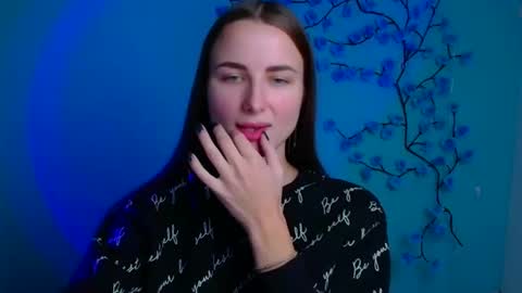 Snapshot of milly_liss chatting on 18, 12, 2025 Milly online show from 18, 12, 2025