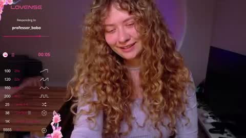 Snapshot of milounee chatting on 25, 6, 2026 milounee online show from 25, 6, 2026