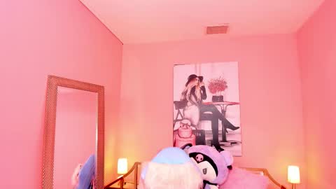 milu_carbajal_x online show from 25, 2, 2026