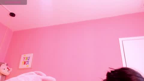 Snapshot of milu_carbajal_x chatting on 19, 4, 2026 milu_carbajal_x online show from 19, 4, 2026