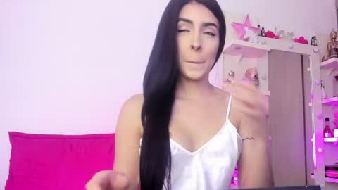 Snapshot of milu_cooper chatting on 16, 7, 2026 milu modelo independiente .onlyfans kmila model online show from 16, 7, 2026