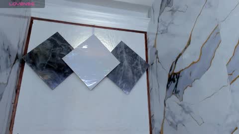 milu_sexy1 online show from 12, 10, 2025