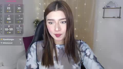 Snapshot of mily_thomson_b chatting on 8, 2, 2025 Mily online show from 8, 2, 2025