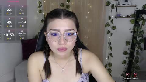 Snapshot of mily_thomson_b chatting on 3, 3, 2025 Mily online show from 3, 3, 2025