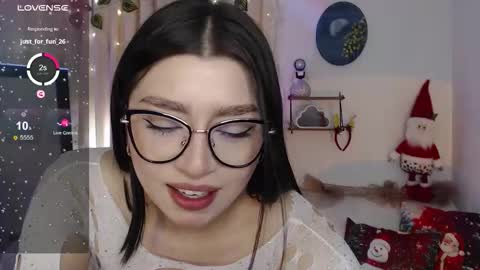 Snapshot of mily_thomson_b chatting on 17, 12, 2025 Mily online show from 17, 12, 2025