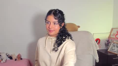 Snapshot of mimi_sa chatting on 26, 4, 2026 Mimii online show from 26, 4, 2026