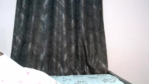 Snapshot of mimiebony chatting on 23, 7, 2026 mimiebony online show from 23, 7, 2026