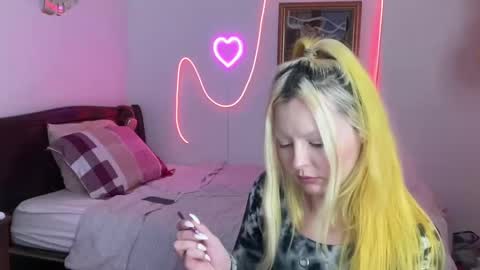 mimsymarlo online show from 28, 12, 2024