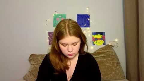 hi Im Mina  online show from 6, 3, 2026