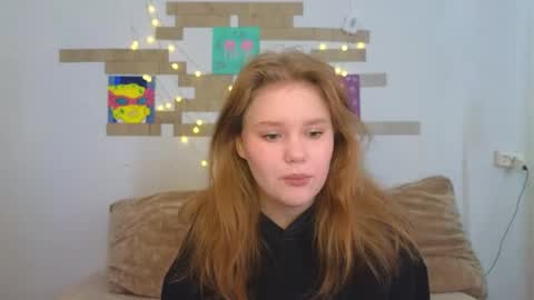 hi Im Mina  online show from 12, 5, 2026