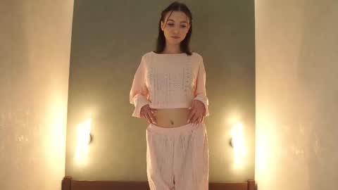 Mira online show from 7, 3, 2026