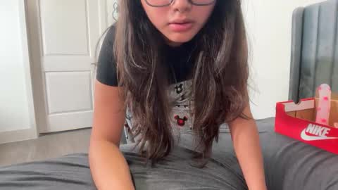 MinaLatinaOF online show from 5, 10, 2025