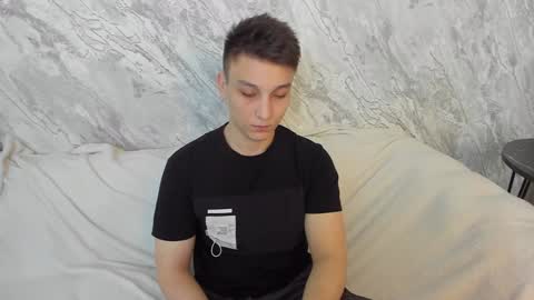 Snapshot of minato_kono chatting on 2, 2, 2025 minato_kono online show from 2, 2, 2025