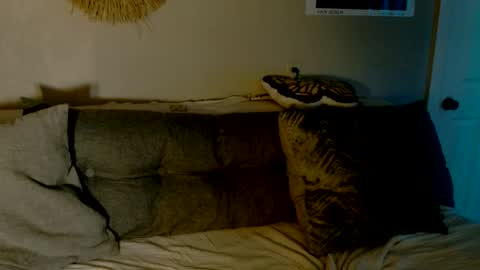 Mindy online show from 14, 12, 2025