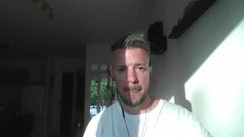 Snapshot of minka28 chatting on 8, 5, 2026 minka28 online show from 8, 5, 2026