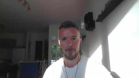 Snapshot of minka28 chatting on 9, 5, 2026 minka28 online show from 9, 5, 2026