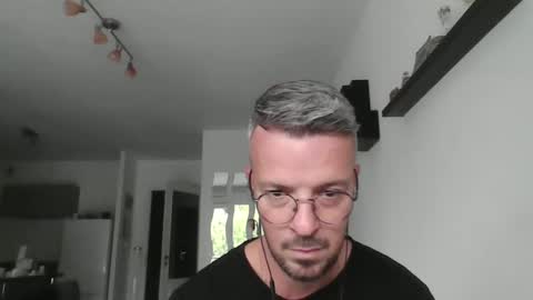 Snapshot of minka28 chatting on 10, 6, 2026 minka28 online show from 10, 6, 2026
