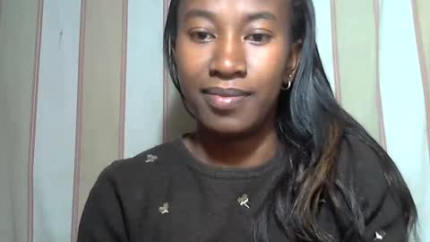 Snapshot of minouch211907 chatting on 3, 3, 2025 minouch211907 online show from 3, 3, 2025