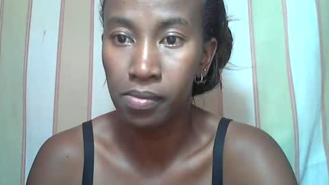 Snapshot of minouch211907 chatting on 3, 3, 2025 minouch211907 online show from 3, 3, 2025