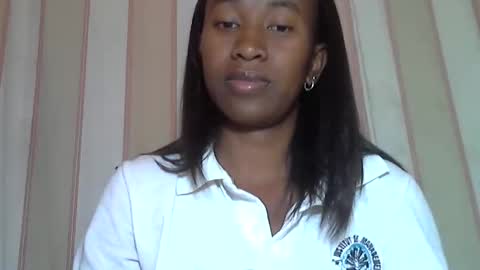 Snapshot of minouch211907 chatting on 18, 9, 2025 minouch211907 online show from 18, 9, 2025