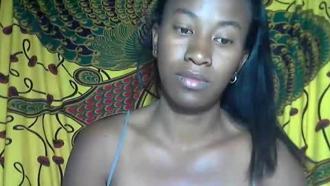 Snapshot of minouch211907 chatting on 23, 9, 2025 minouch211907 online show from 23, 9, 2025