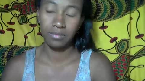 Snapshot of minouch211907 chatting on 24, 9, 2025 minouch211907 online show from 24, 9, 2025