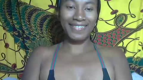 Snapshot of minouch211907 chatting on 16, 10, 2025 minouch211907 online show from 16, 10, 2025