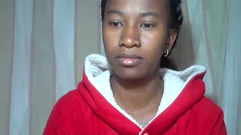 Snapshot of minouch211907 chatting on 15, 11, 2025 minouch211907 online show from 15, 11, 2025