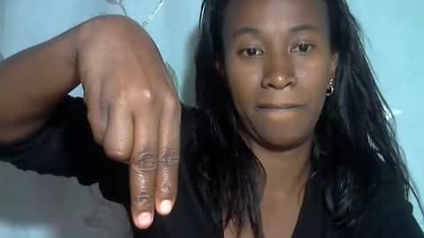 minouch211907 online show from 4, 4, 2026