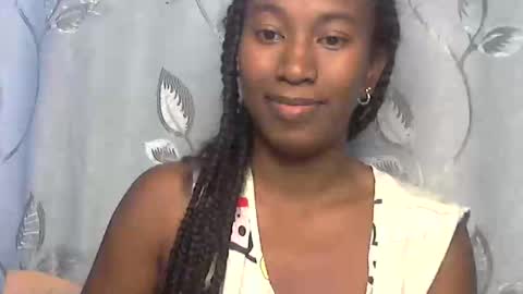 Snapshot of minouch211907 chatting on 24, 4, 2026 minouch211907 online show from 24, 4, 2026