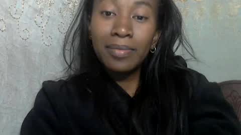 Snapshot of minouch211907 chatting on 10, 7, 2026 minouch211907 online show from 10, 7, 2026