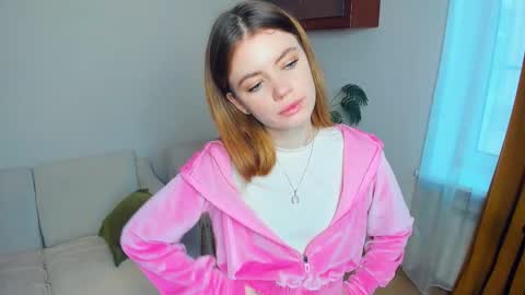 Snapshot of mintykisss chatting on 28, 11, 2025 Linda online show from 28, 11, 2025