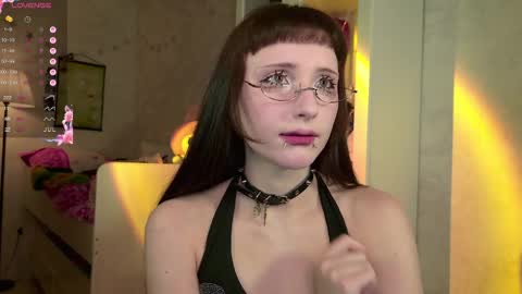 Mira online show from 5, 4, 2026