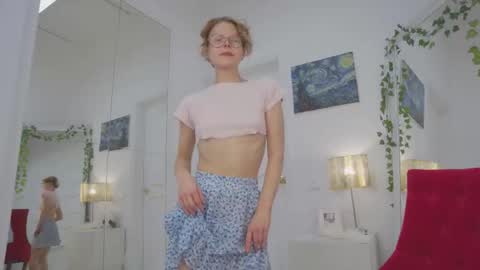 mira_marni online show from 14, 10, 2025