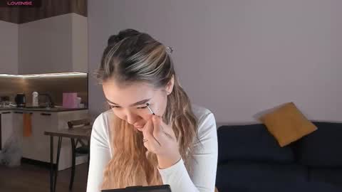 Snapshot of miraann chatting on 21, 2, 2025 Mirana online show from 21, 2, 2025