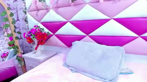 mirabella_miller online show from 11, 9, 2025