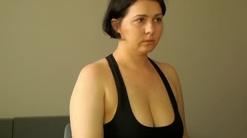 Snapshot of miradiaz chatting on 4, 6, 2026 Meera online show from 4, 6, 2026
