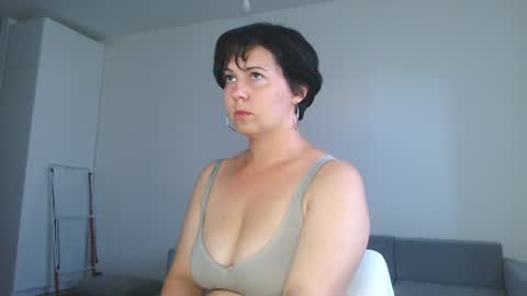 Snapshot of miradiaz chatting on 16, 7, 2026 Meera online show from 16, 7, 2026