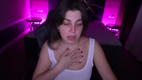 Snapshot of mirandawarm chatting on 10, 11, 2025 Miranda online show from 10, 11, 2025