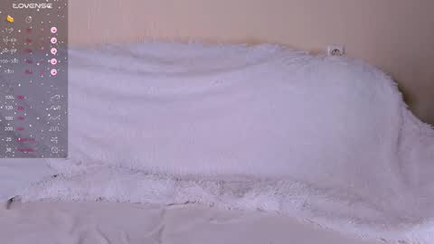 Snapshot of mirey_sky chatting on 17, 1, 2026 Mirey online show from 17, 1, 2026