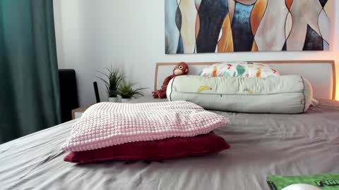 Eva online show from 12, 3, 2026