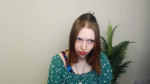 misaki_chan_ online show from 4, 4, 2026