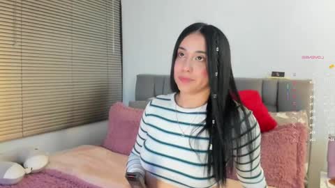 Snapshot of miss__jones_ chatting on 18, 5, 2026 miss__jones_ online show from 18, 5, 2026