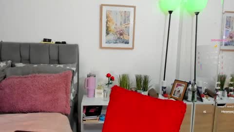 Snapshot of miss__jones_ chatting on 20, 5, 2026 miss__jones_ online show from 20, 5, 2026