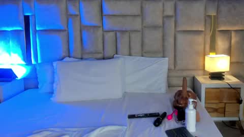 Snapshot of miss_abigail_ chatting on 24, 4, 2026 Miss Abigail online show from 24, 4, 2026