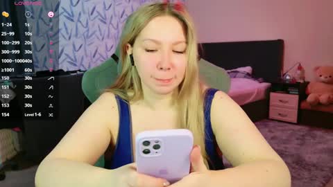 Snapshot of miss_anna909 chatting on 10, 3, 2025 Anna online show from 10, 3, 2025